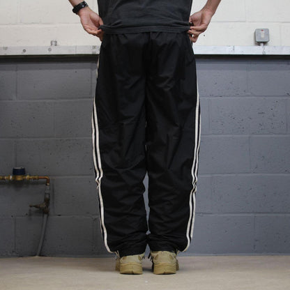 Y2K Adidas tracksuit bottoms black Mesh lined side stripe track pants