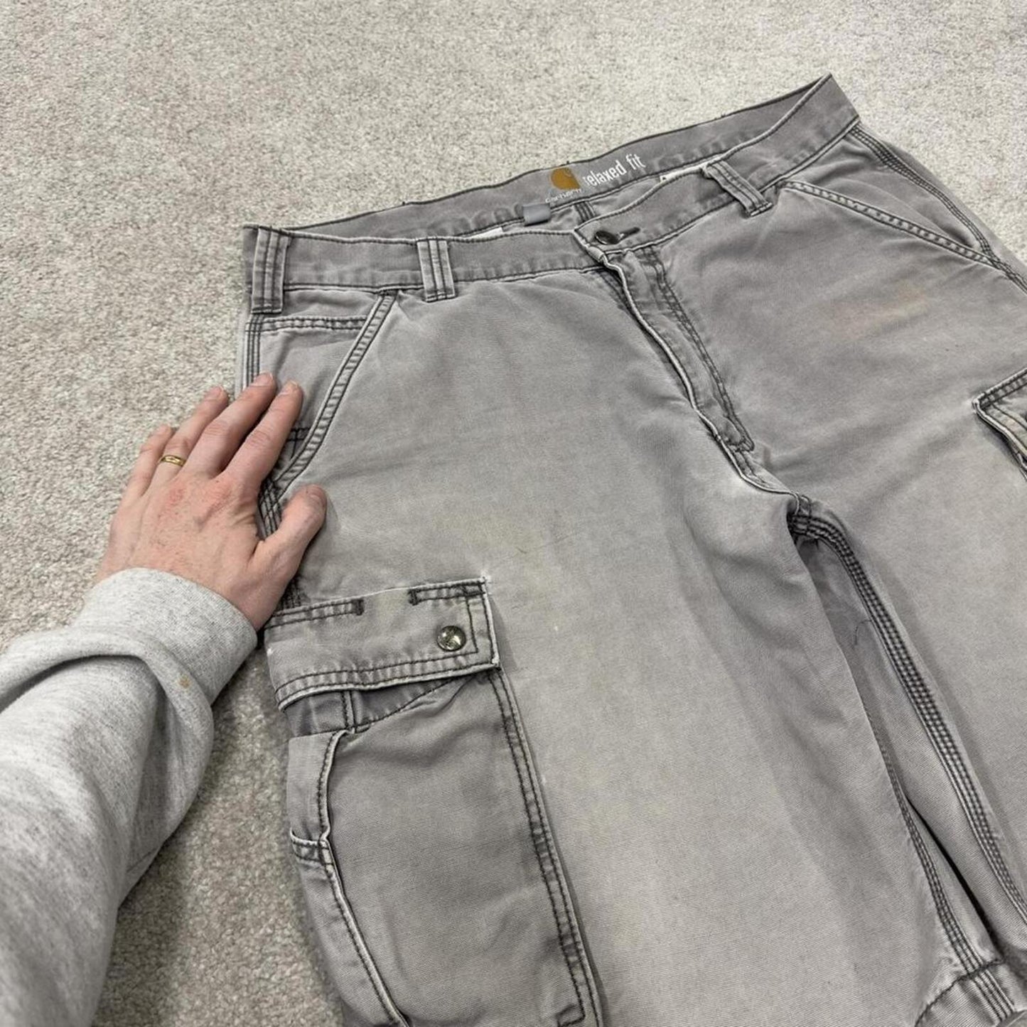 Carhartt cargo shorts loose canvas grey Canvasy relaxed fit skate style shorts