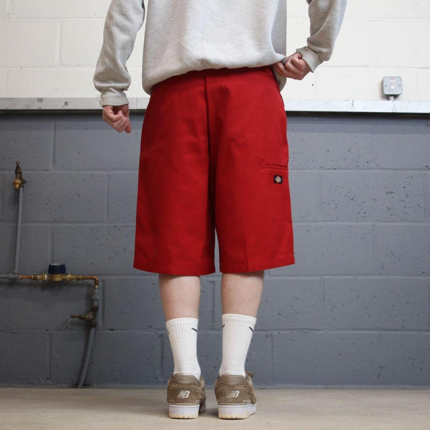 Dickies baggy carpenter shorts red twill chino long skater style festival shorts
