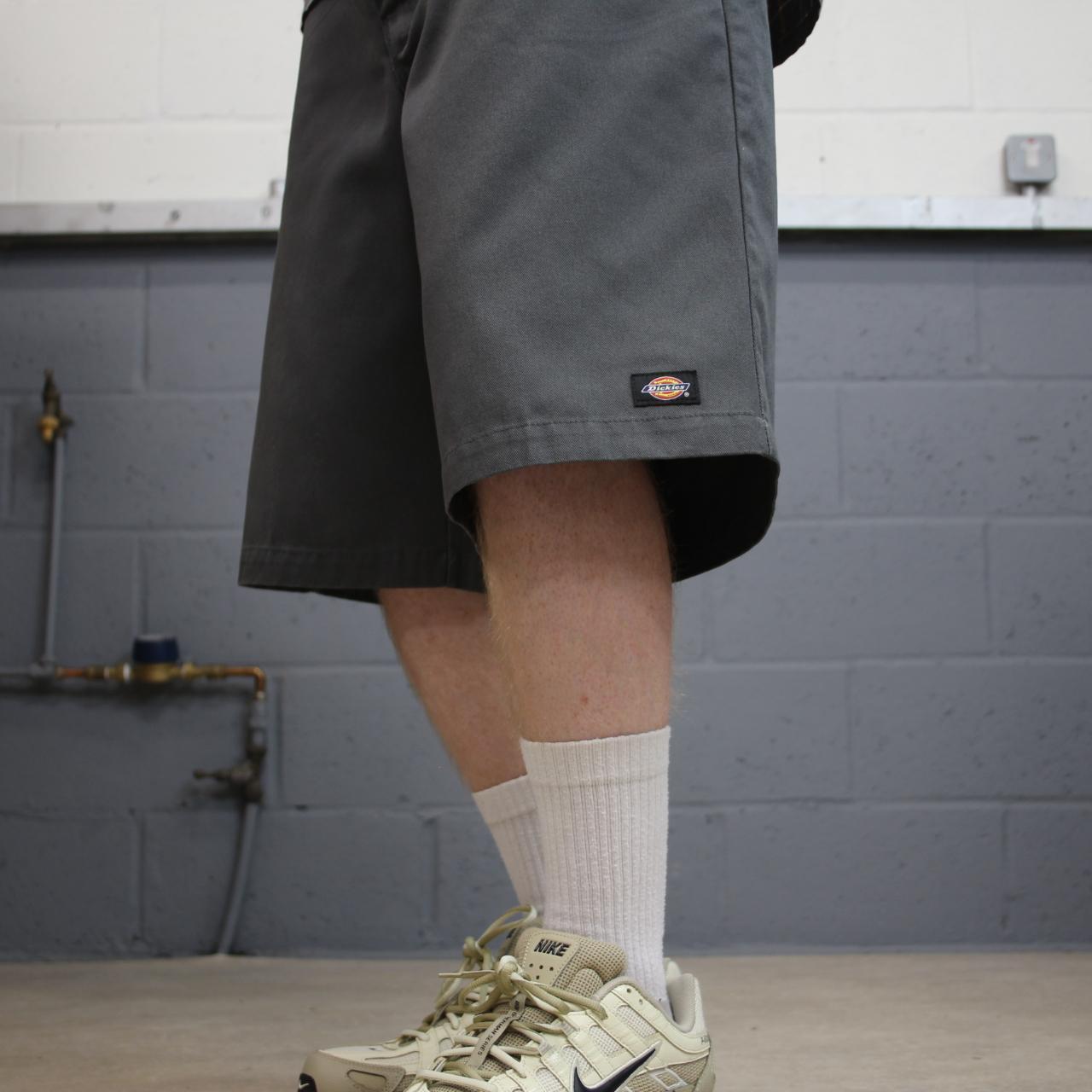 Dickies carpenter chino shorts relaxed grey Chino style skater shorts loose leg festival