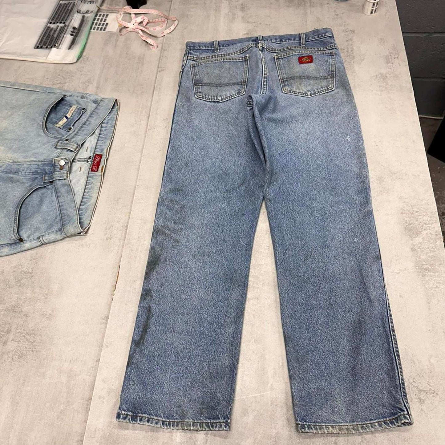 Blue Dickies jeans W36L32 distressed American workwear denim