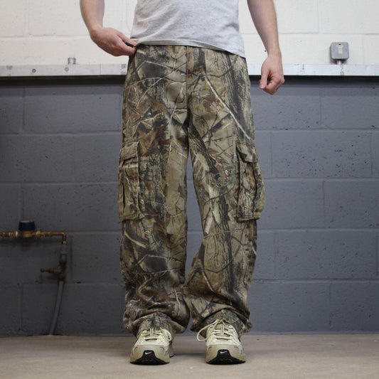 Realtree baggy camo cargo pants khaki Loose floaty leg Spartan camouflage hunting cargos