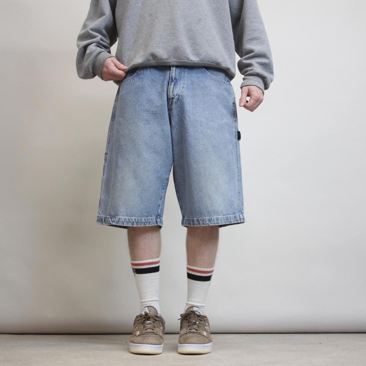 FUBU carpenter jorts W32