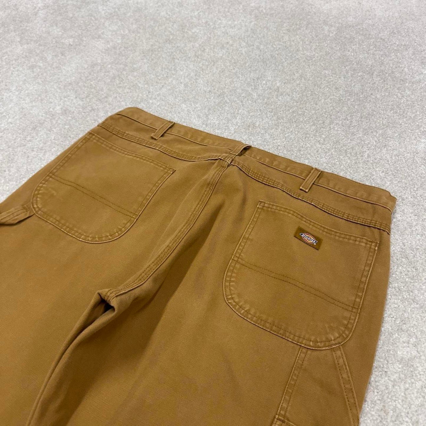 90s baggy Dickies carpenter jeans W40L32 00s skate style tan thick canvas workwear cargos