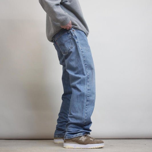 Levis jeans W36 L32 loose blue denim 90s style jeans red tab logo