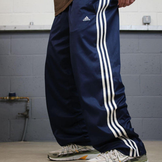 Baggy Adidas tracksuit bottoms wide leg navy Loose mesh lined embroidered side stripe track pants