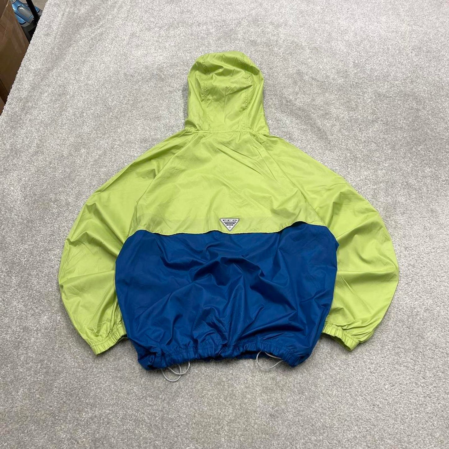 Y2K Columbia PFG technical windbreaker jacket green blue Lightweight packable hooded coat adjustable