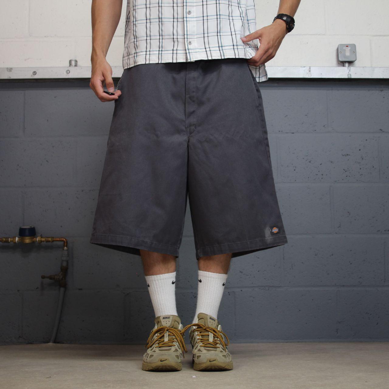 Dickies baggy chino shorts carpenter grey Chino style skater shorts long wide leg festival