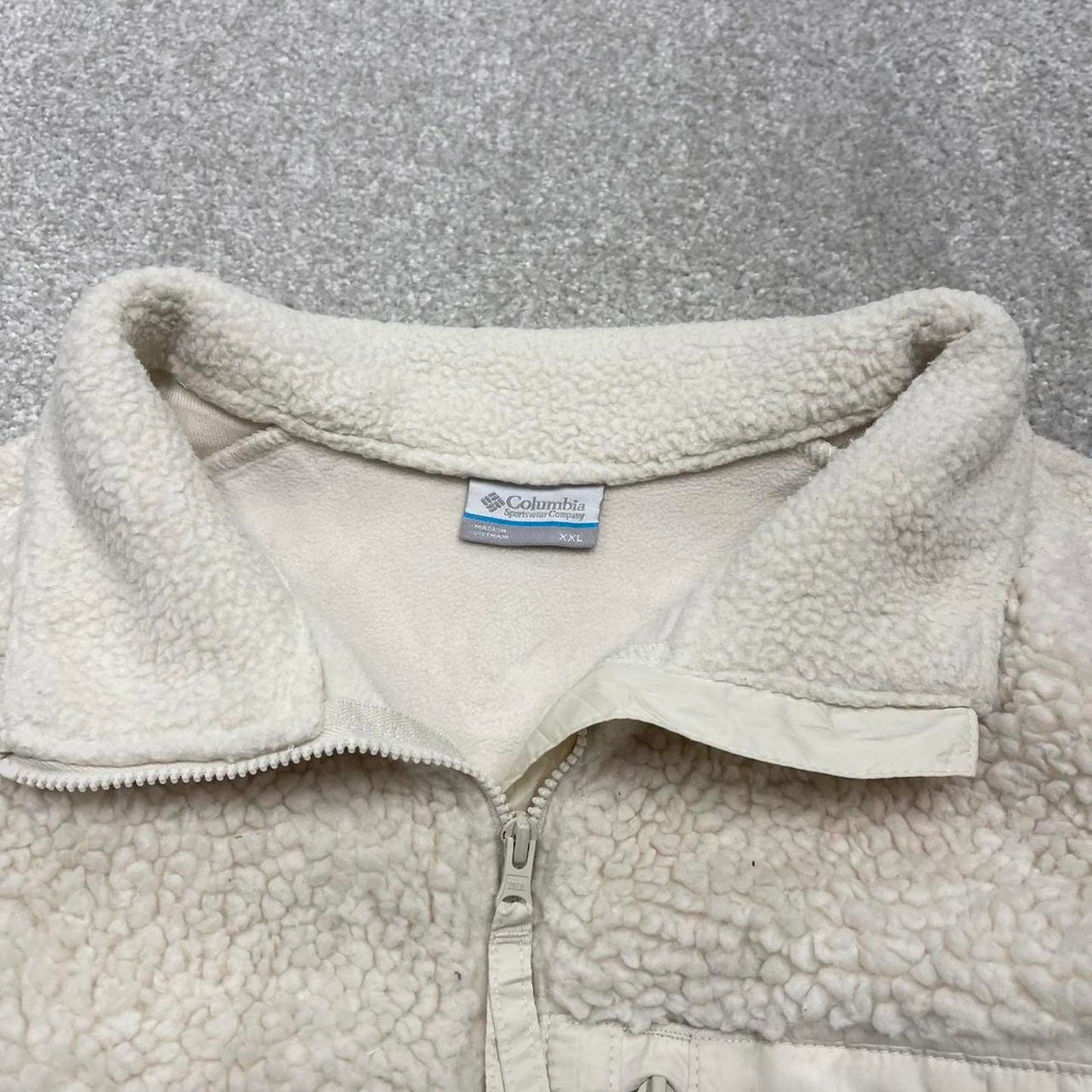 00s Columbia technical fleece XL women's white deep pile teddy bear full zip up y2k style autumn