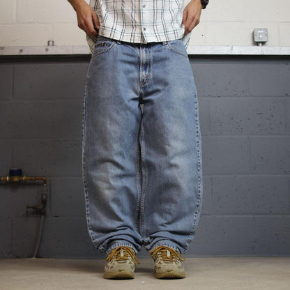 Levi’s baggy jeans 560 comfort fit y2k blue Wide leg 100% cotton skater style pants red tab logo