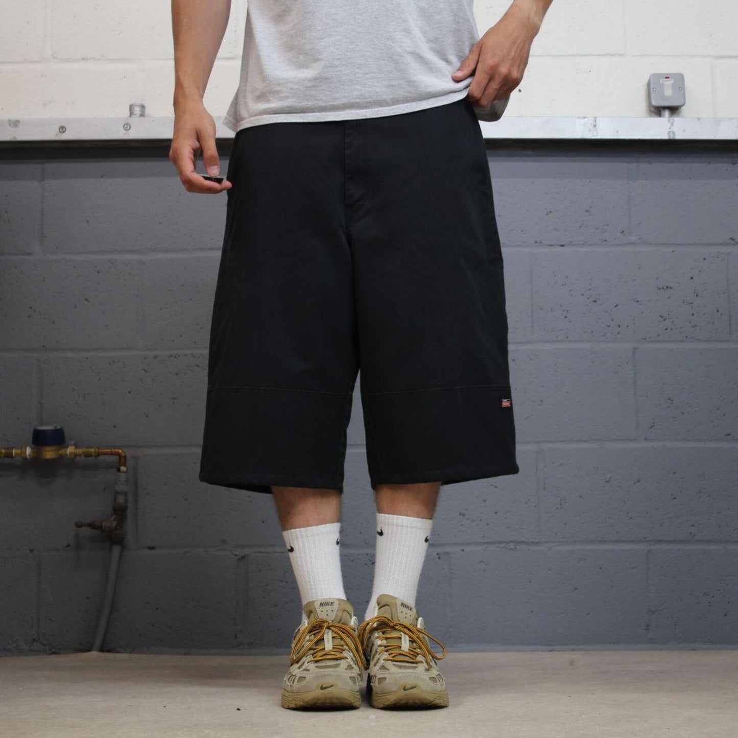 Dickies carpenter shorts chino black Chino style skater shorts long loose leg festival