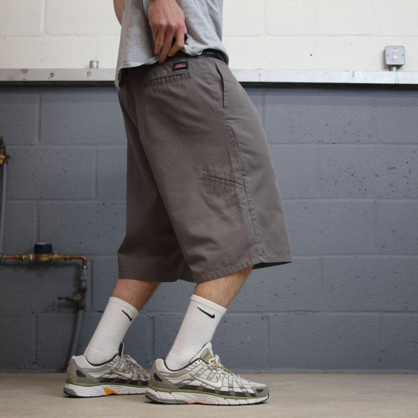 Dickies baggy shorts carpenter faded grey Twill chino skater style shorts wide loose leg
