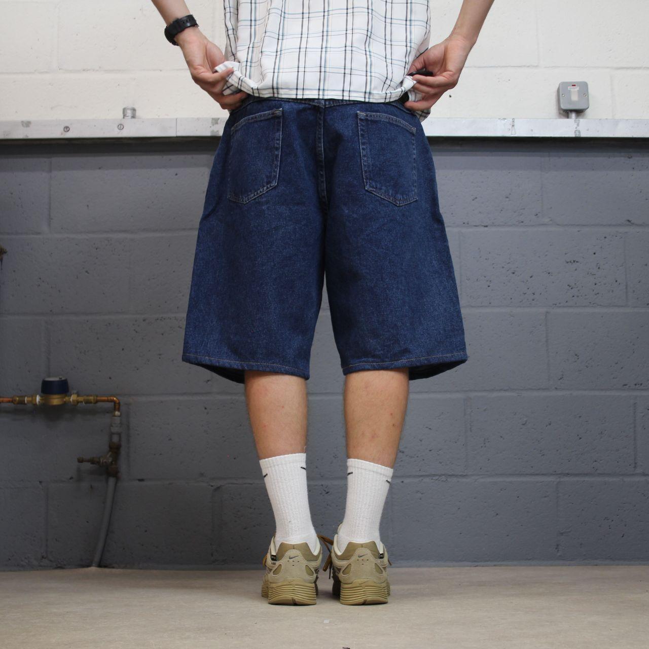 Wrangler baggy denim shorts blue Loose leg workwear skater style jorts