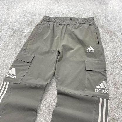 Grey Adidas tracksuit bottoms Medium y2k style sportswear cargo track pants