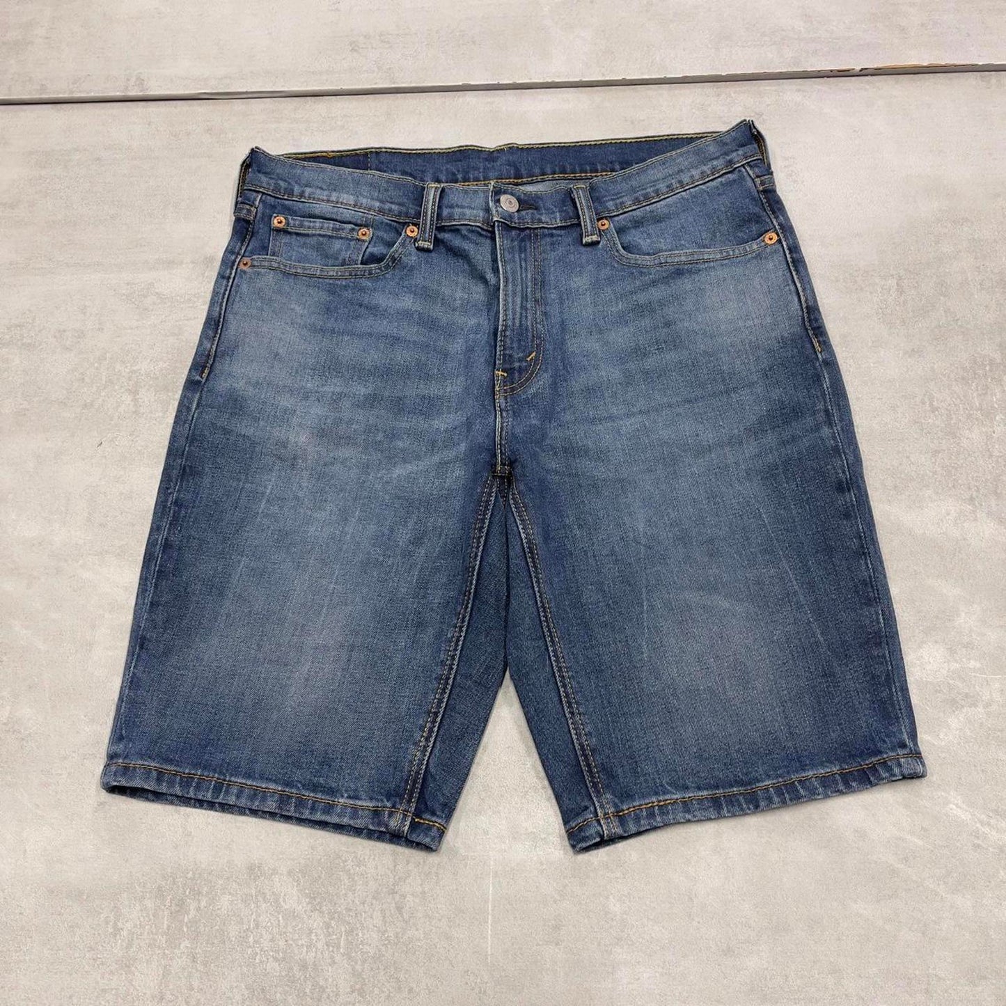 Blue Levis 541 jorts W34