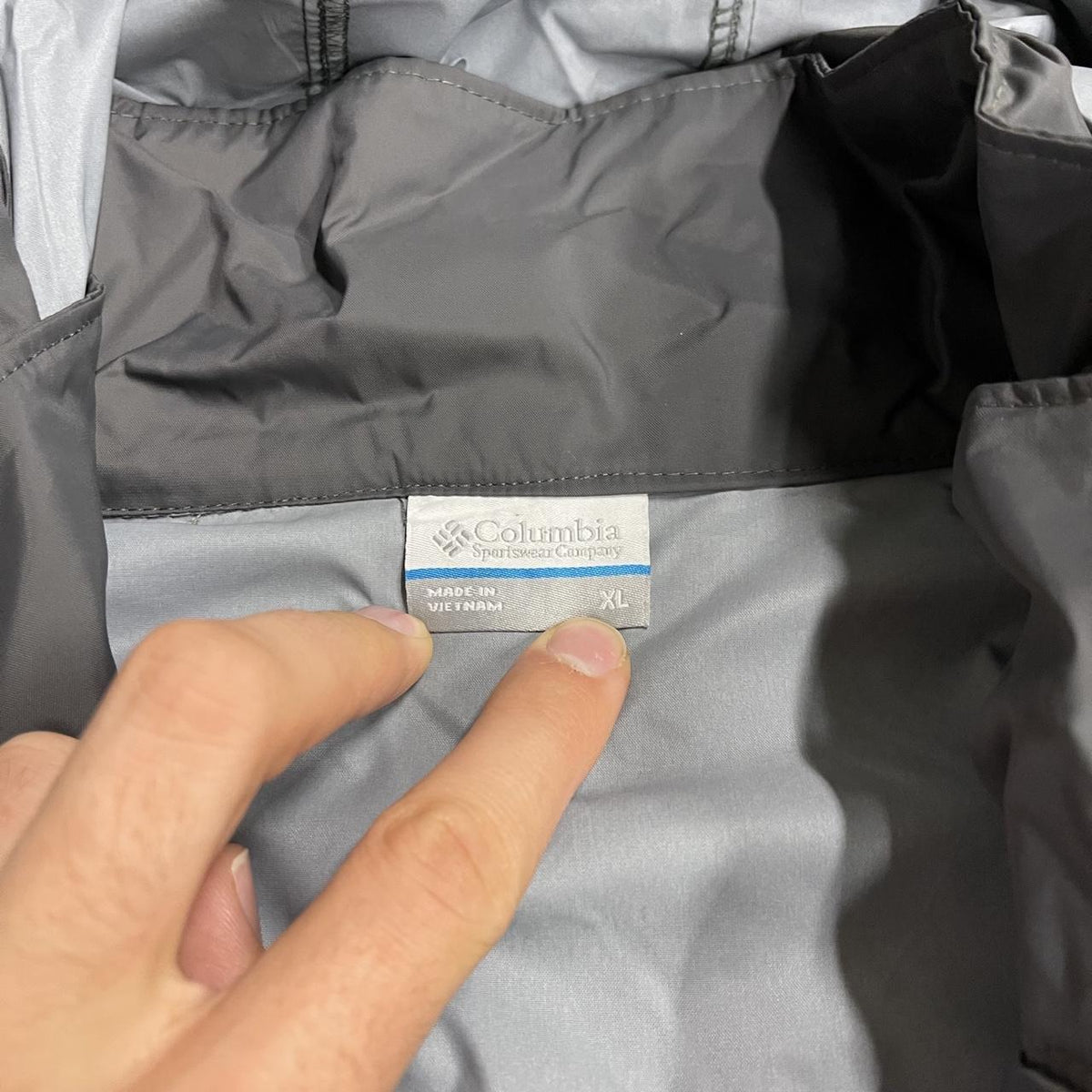 Columbia technical windbreaker jacket packable blue two tone packable full zip hooded adjustable