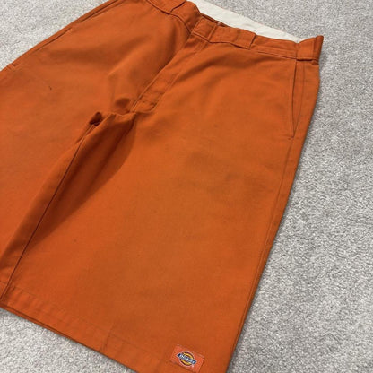 Orange baggy Dickies carpenter chino shorts Chino style skater shorts long wide leg festival