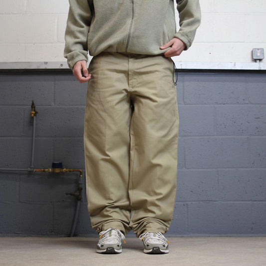Y2k baggy work pants loose beige Chino style skater trousers Red Kap workwear patch logo