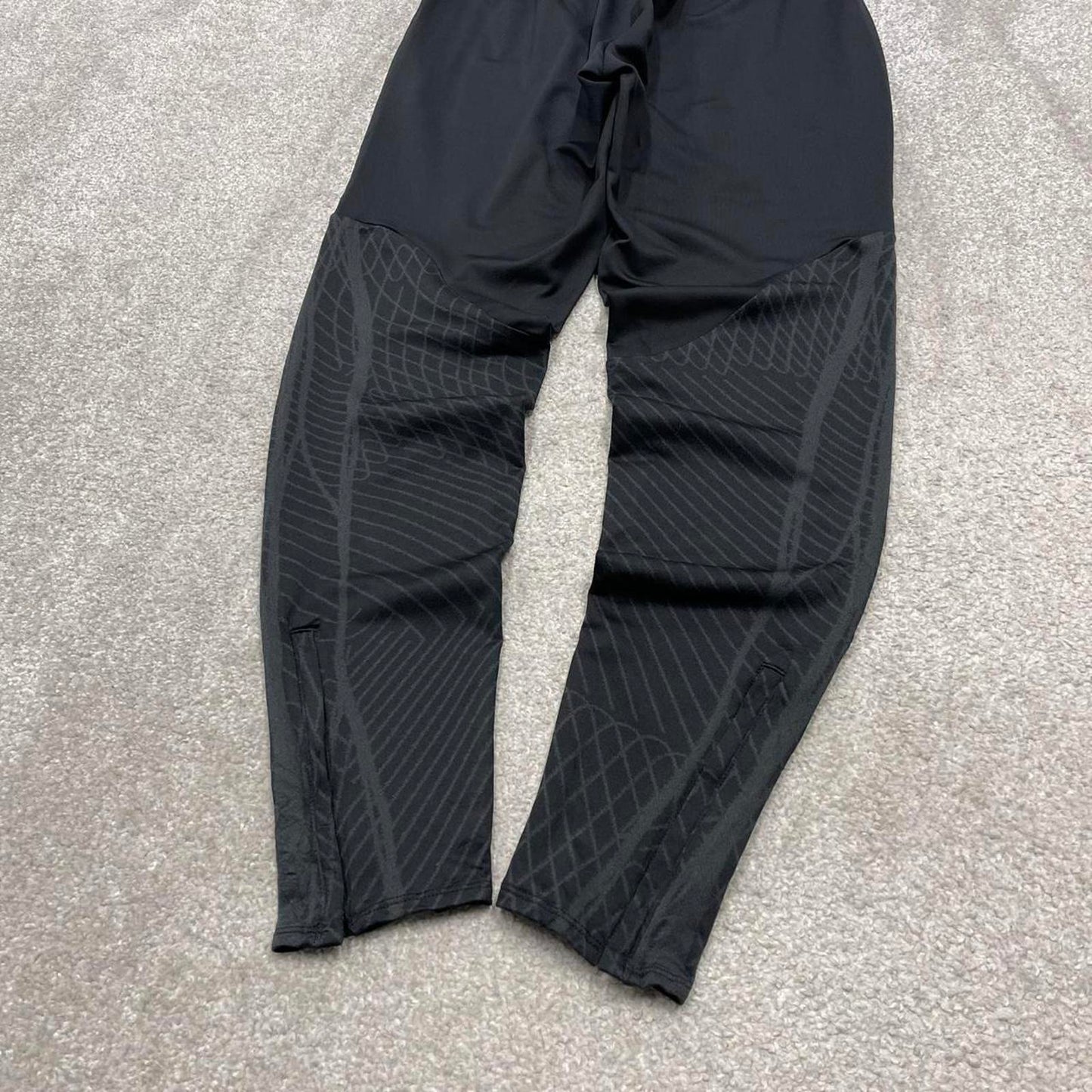 Y2k Nike tracksuit bottoms Small men's black slim joggers casual sports gym wear track pants