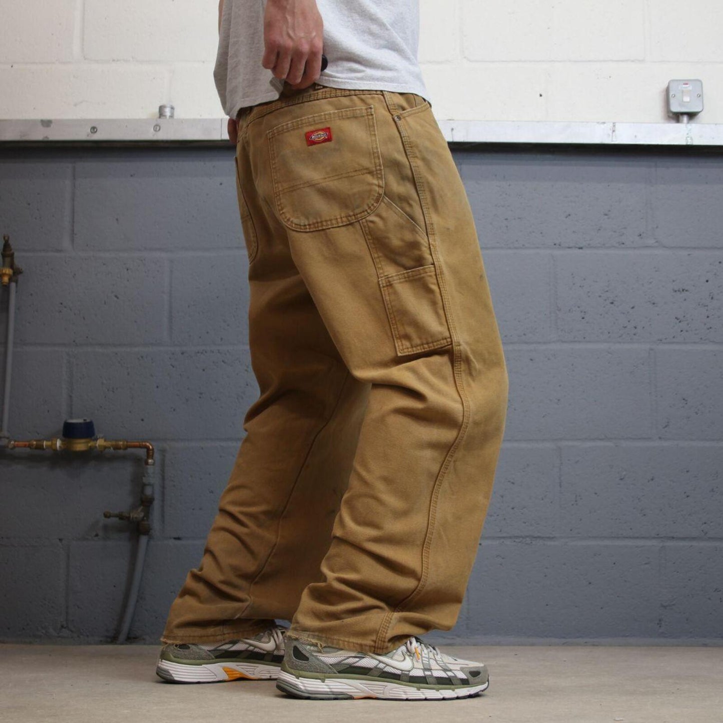 Baggy Dickies carpenter jeans tan Skater / workwear style canvas cargo pants