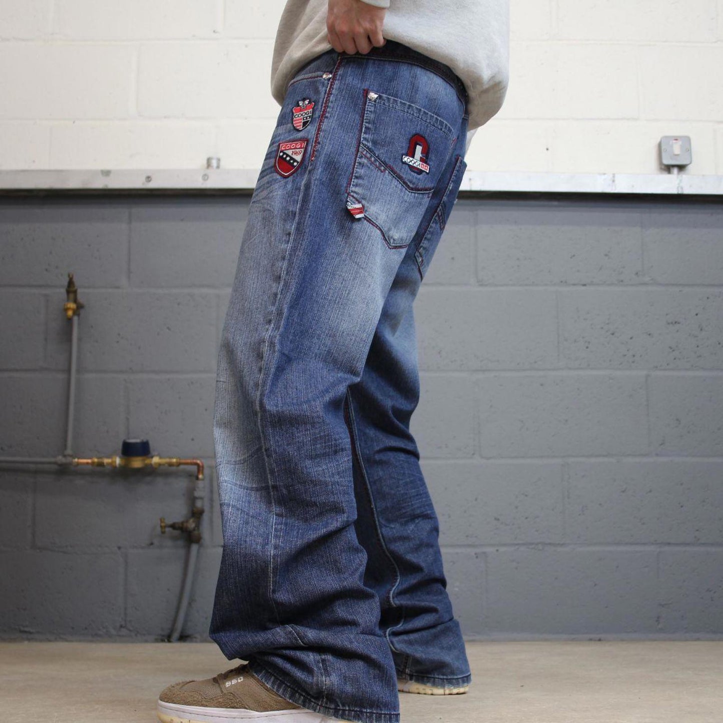 Vintage y2k embroidered COOGI jeans W34L34 loose blue denim embroidered skate style hip hop pants