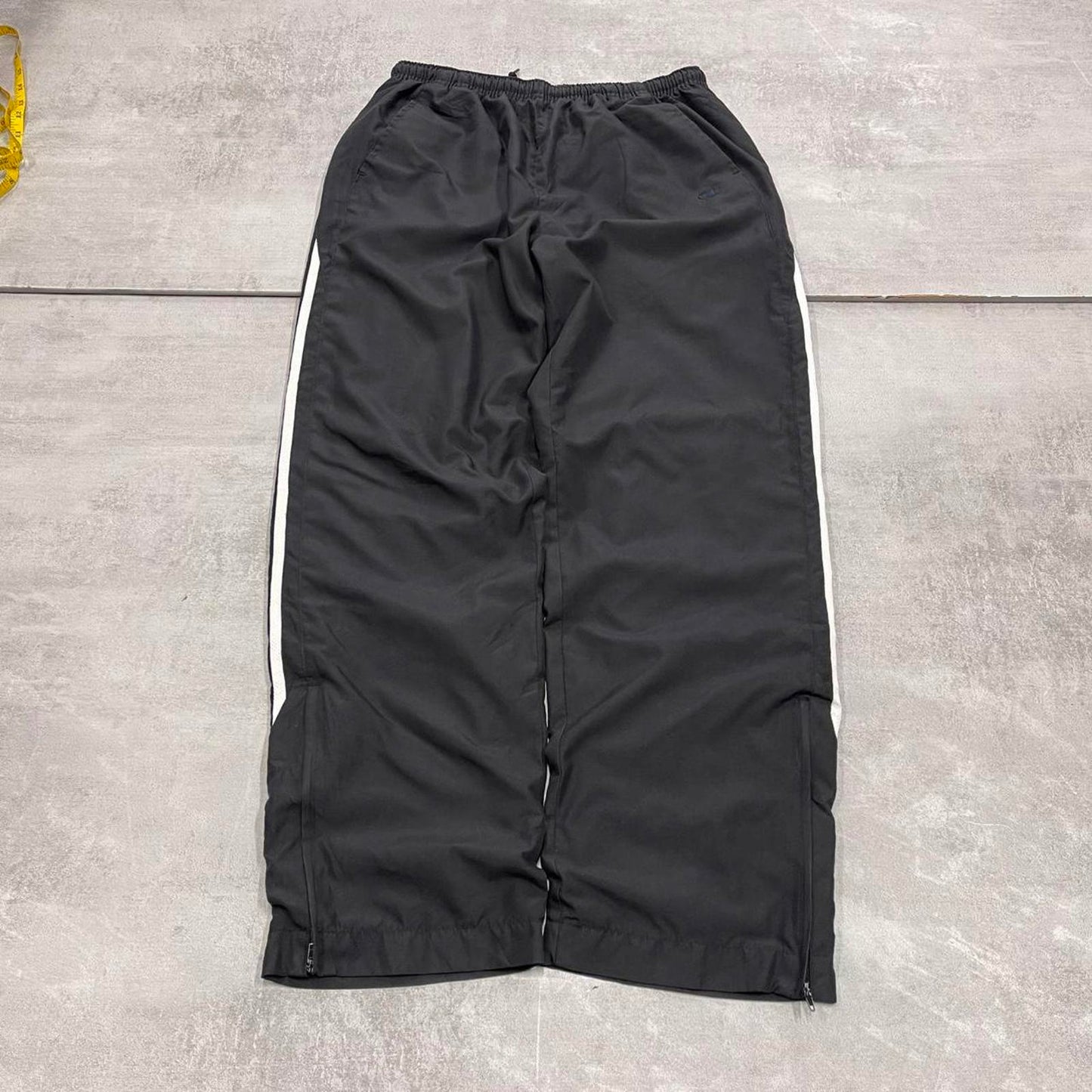 Baggy black Champion trackies S loose y2k tracksuit bottoms