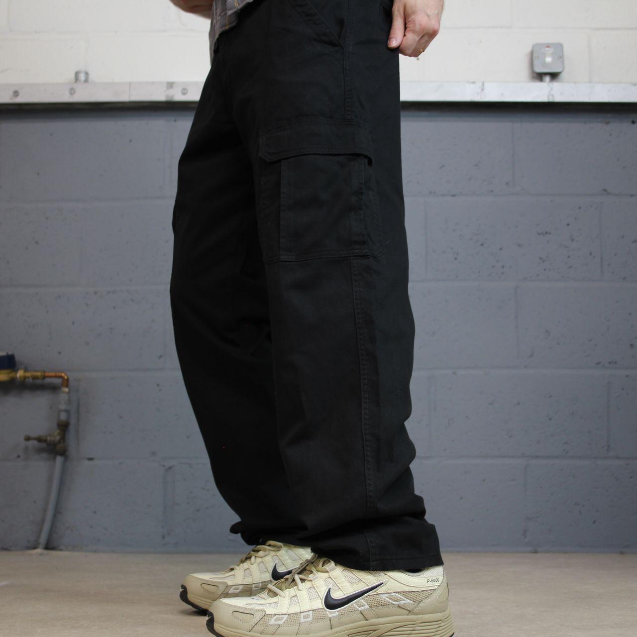 Wrangler cargo pants relaxed y2k black Straight leg relaxed skater work pants
