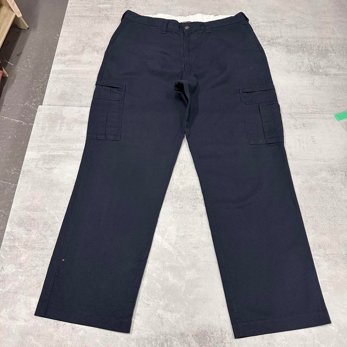 Navy baggy Dickies cargo pants W38 L32