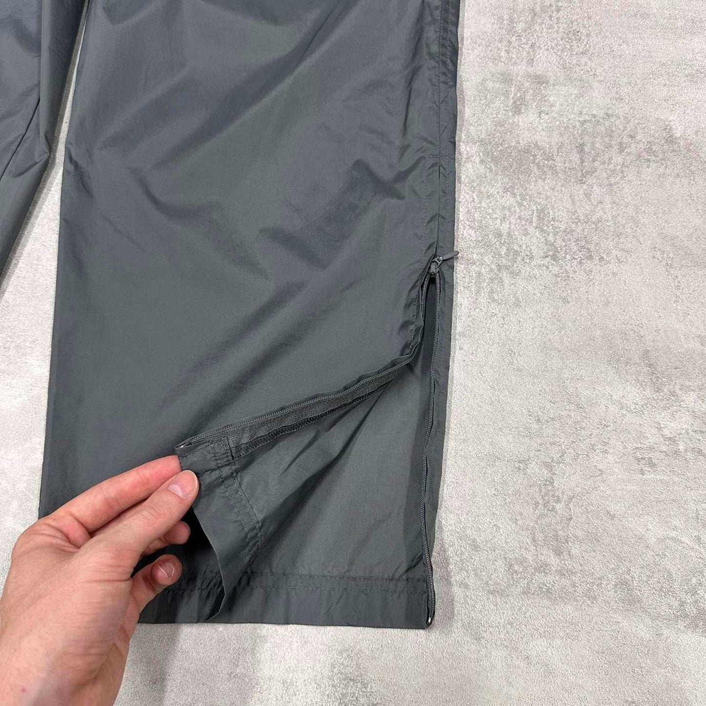 Grey Baggy Nike trackies XL loose y2k floaty leg joggers embroidered logo