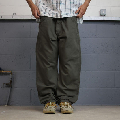 Wrangler carpenter pants y2k green loose leg Loose straight skater 2000s style cargo pants