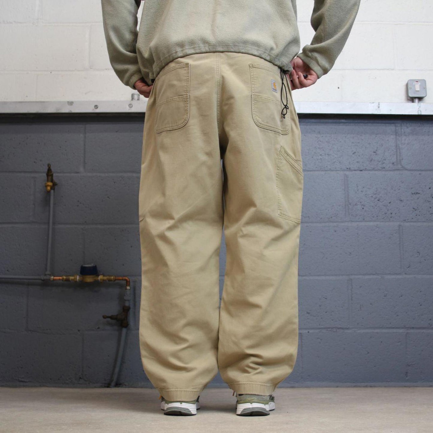 Carhartt carpenter pants W42L30 loose khaki relaxed fit skate pants