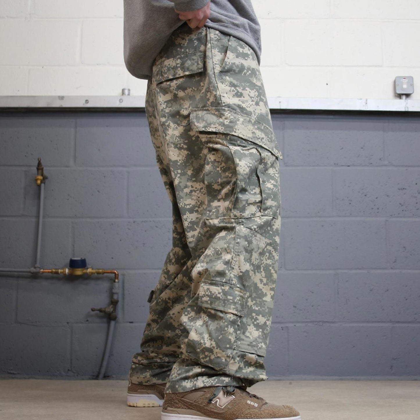 Baggy army camo cargo pants green drawstring digital desert camouflage US military combat trousers