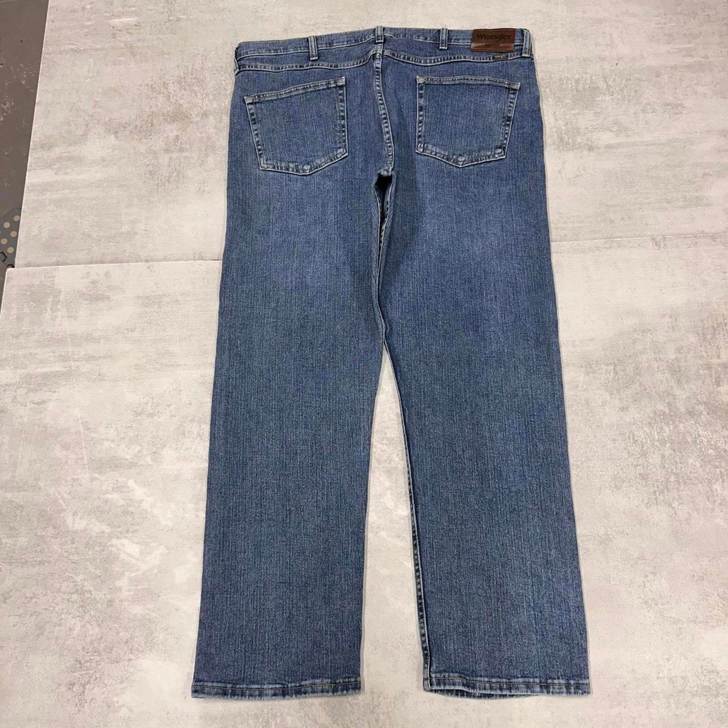 Mens Wrangler jeans W40 L30 blue loose denim skater pants