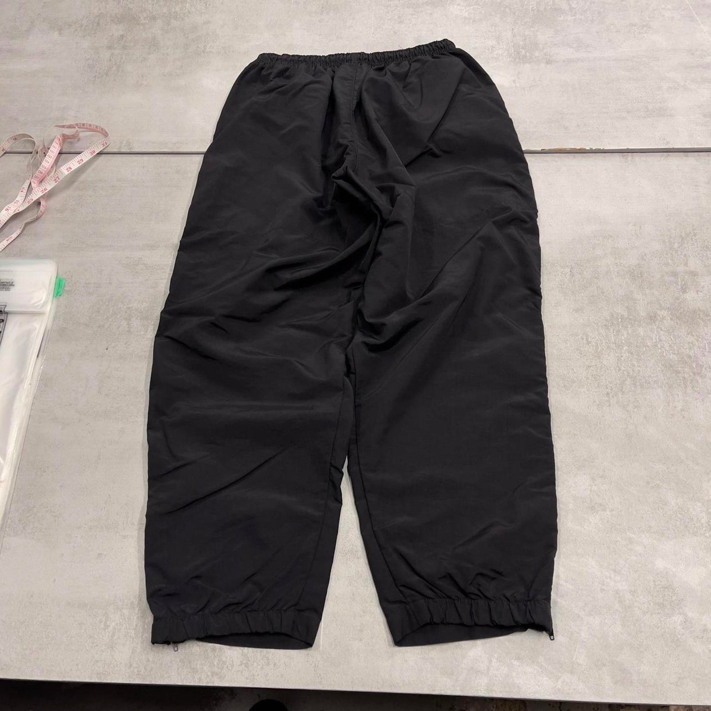 US Army tracksuit bottoms L