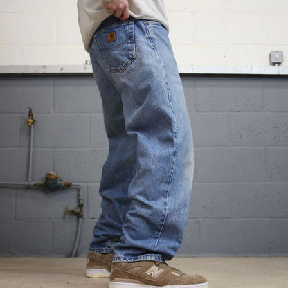 Vintage blue Carhartt jeans W36L30 loose baggy denim 90s style skater jeans patch logo