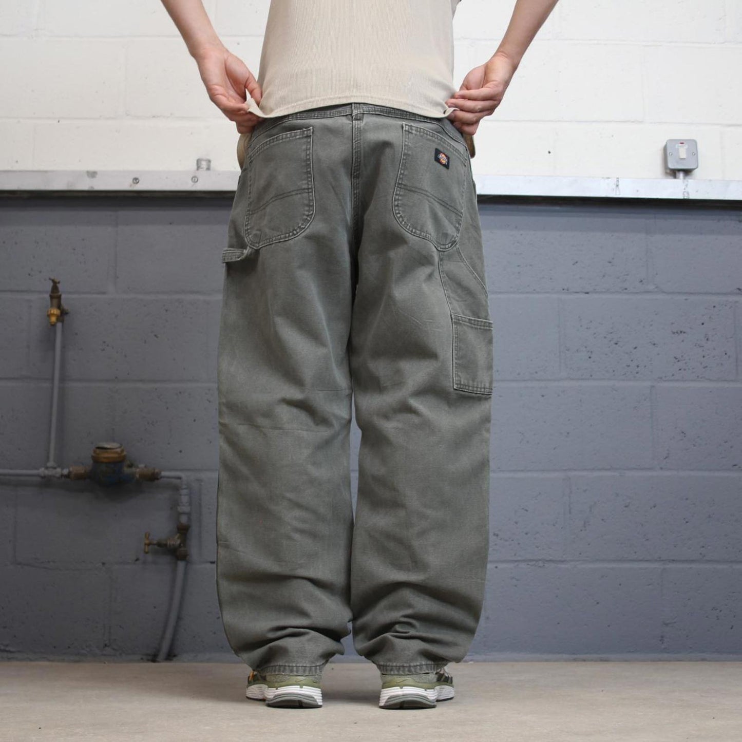 Green Dickies carpenter jeans W38 L30 baggy canvas skater cargos