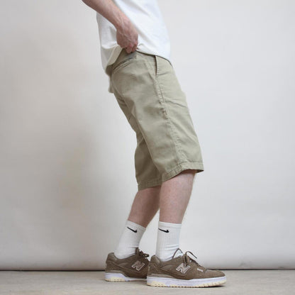 Mens Beige Levi’s shorts W32
