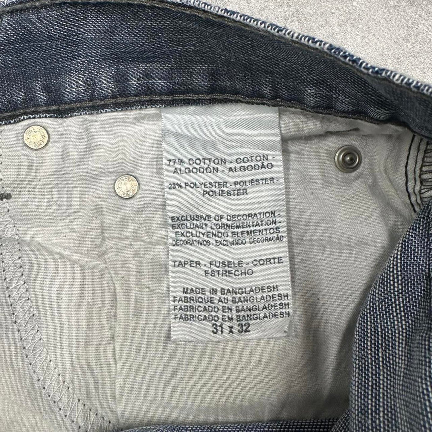 Mens Levi’s jorts W32