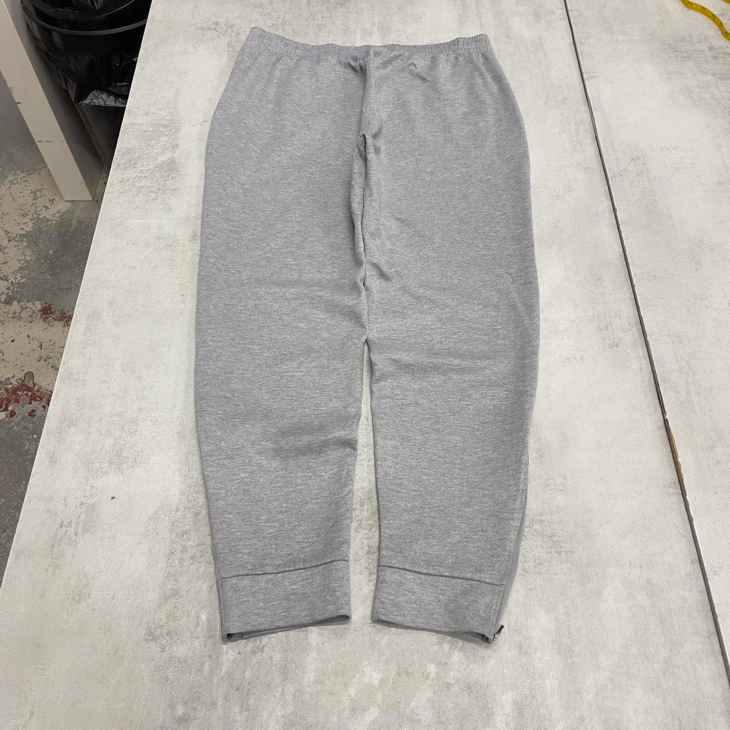 Y2k grey Champion joggers L mens gym comfy sweatpants embroidered logo