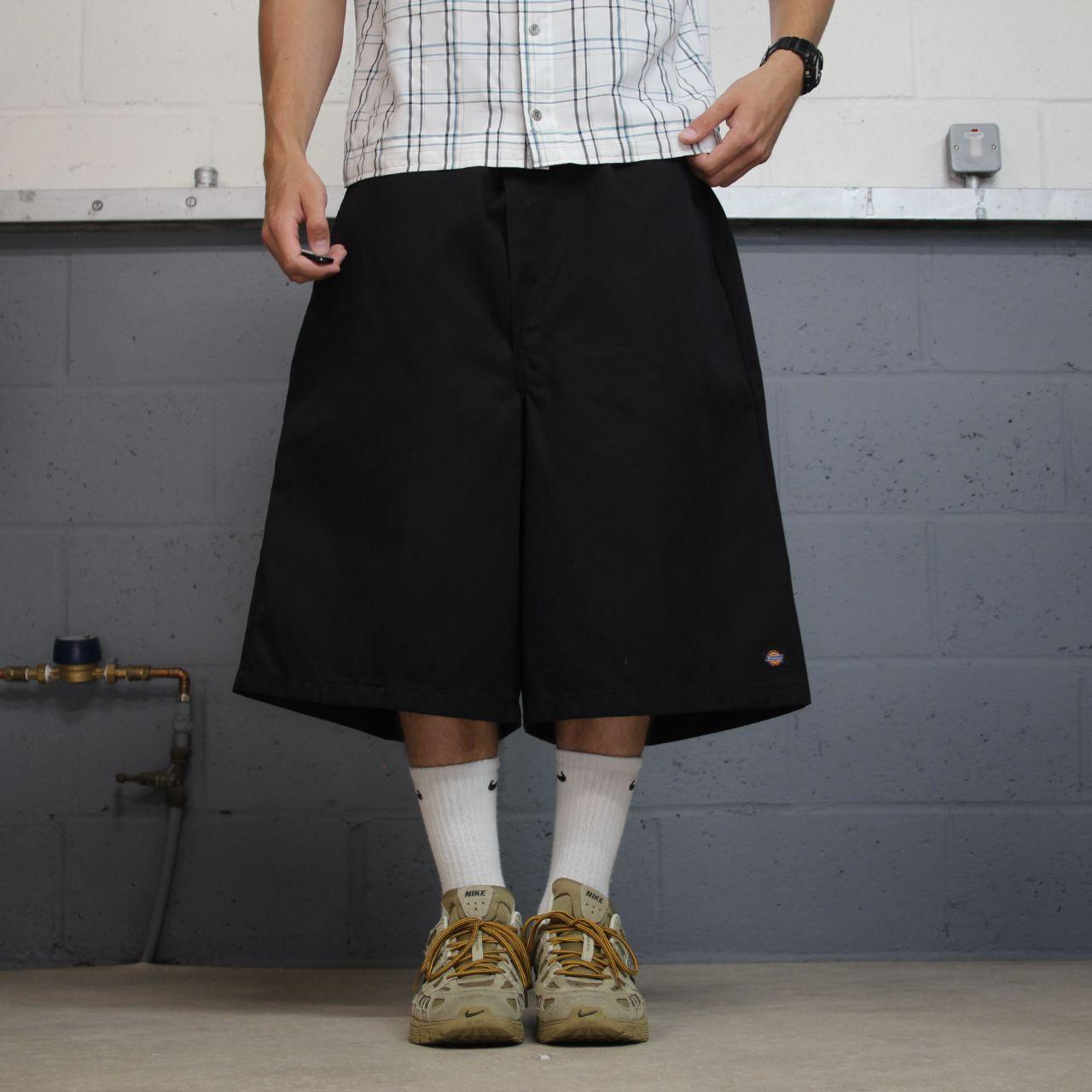 Dickies extra baggy chino shorts carpenter black
