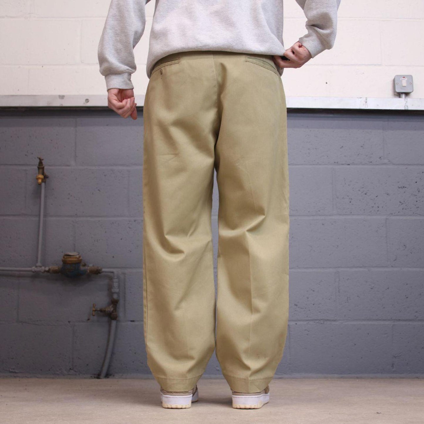 Dickies Pants W36L29 khaki beige loose twill chino 90s style skater pants