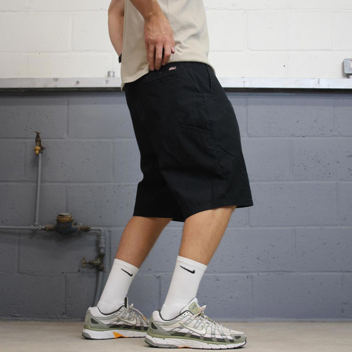 Black Dickies Carpenter shorts W40