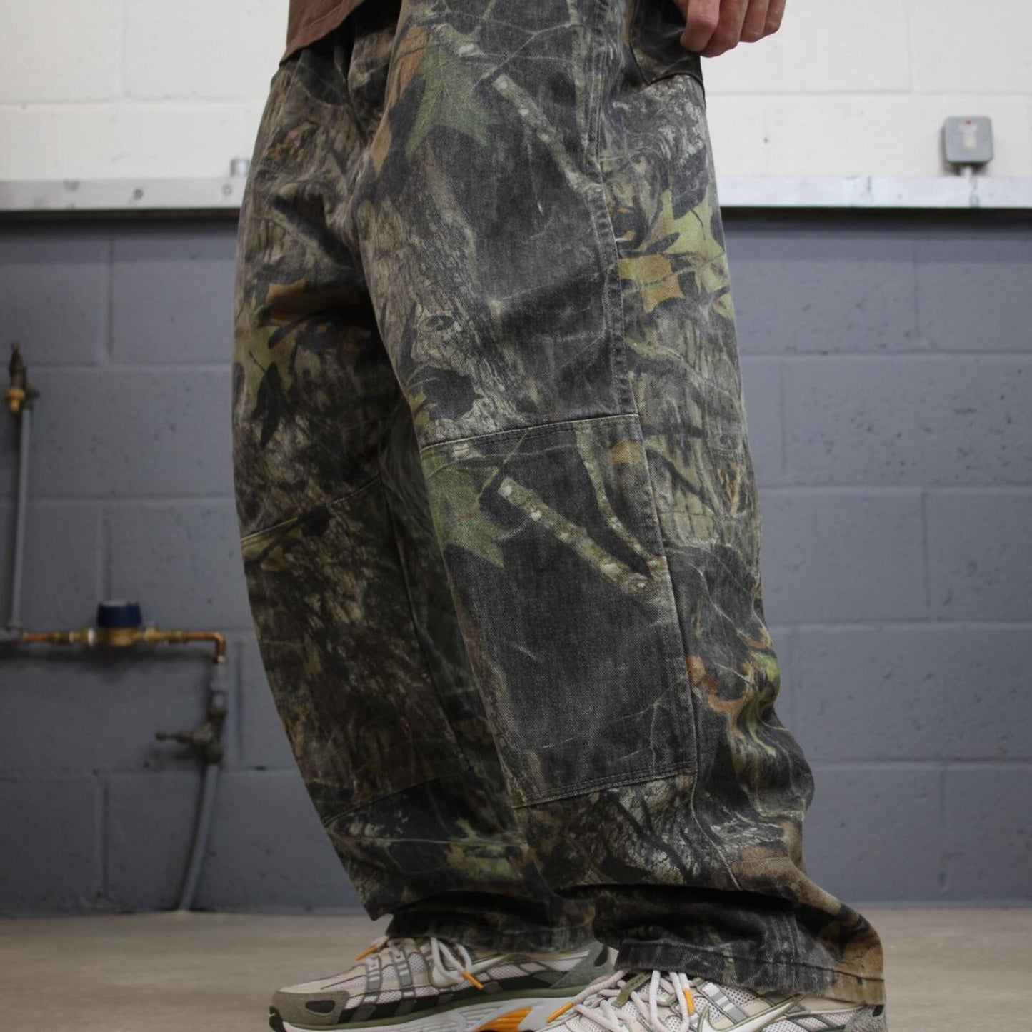Wrangler camo double knee jeans khaki Loose leg denim tree camouflage hunting pants