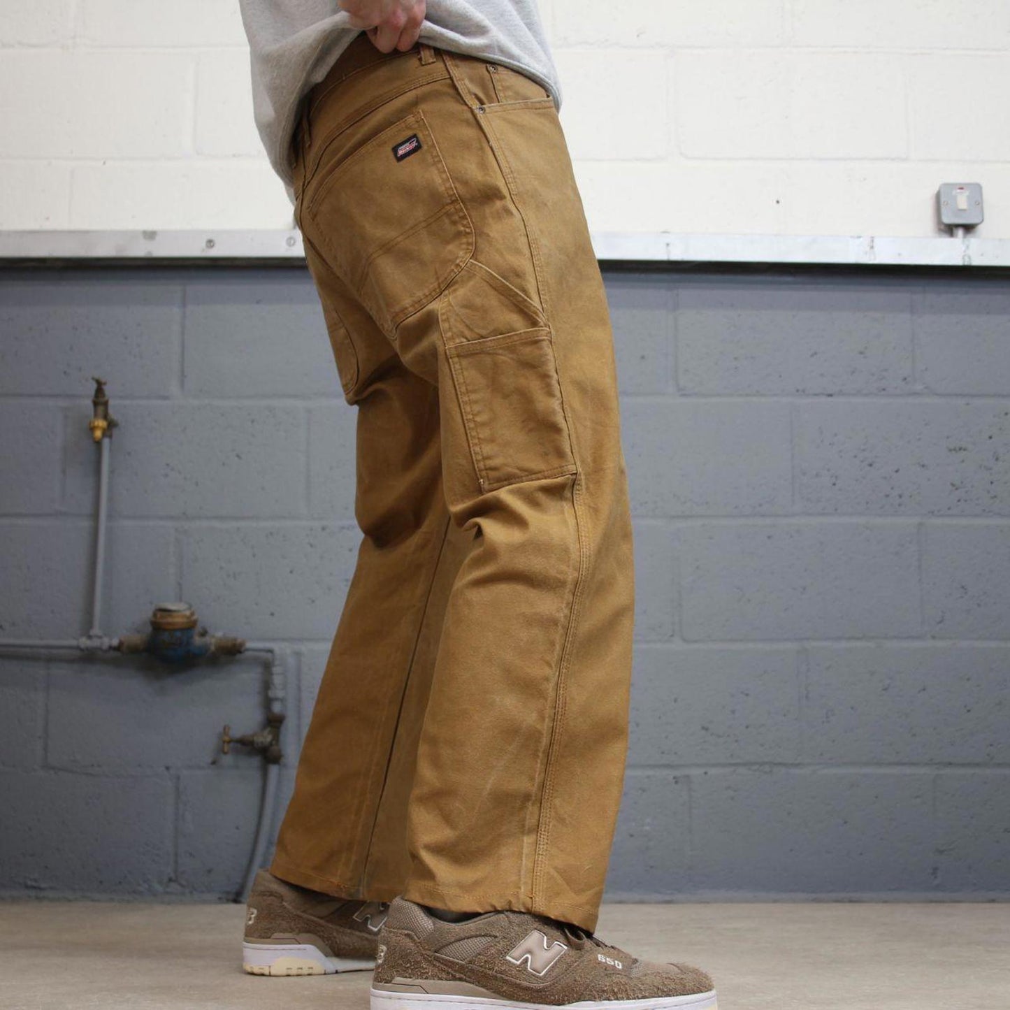 Dickies carpenter jeans W34L27 loose tan brown canvas cargo skater style pants