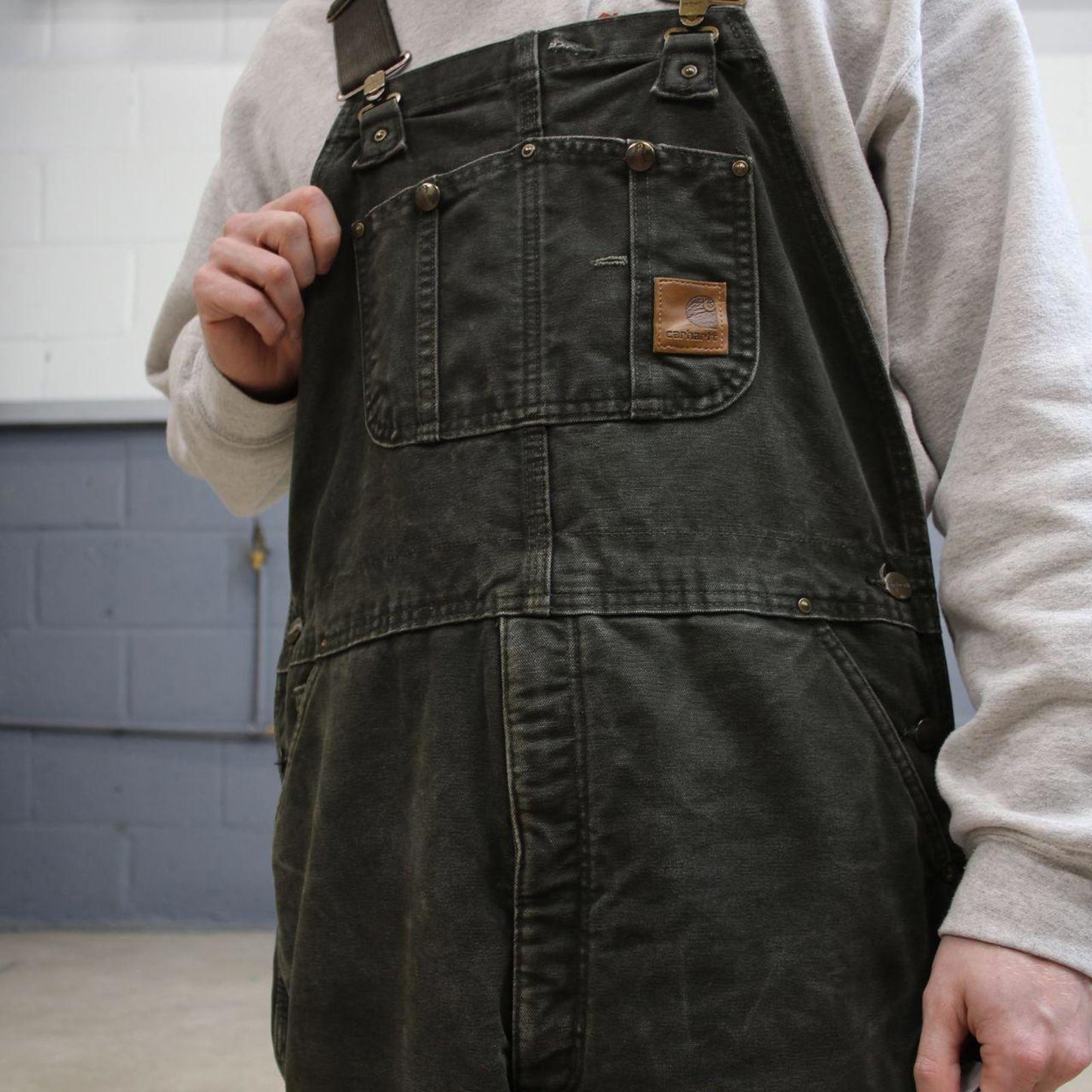 Vintage y2k baggy Carhartt dungarees wide leg green Canvas quilted bib & brace overalls workwear