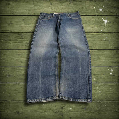 Y2K Levi’s 505 jeans blue starched denim W34L29 100% cotton straight fit 5 pocket belt loops red tab