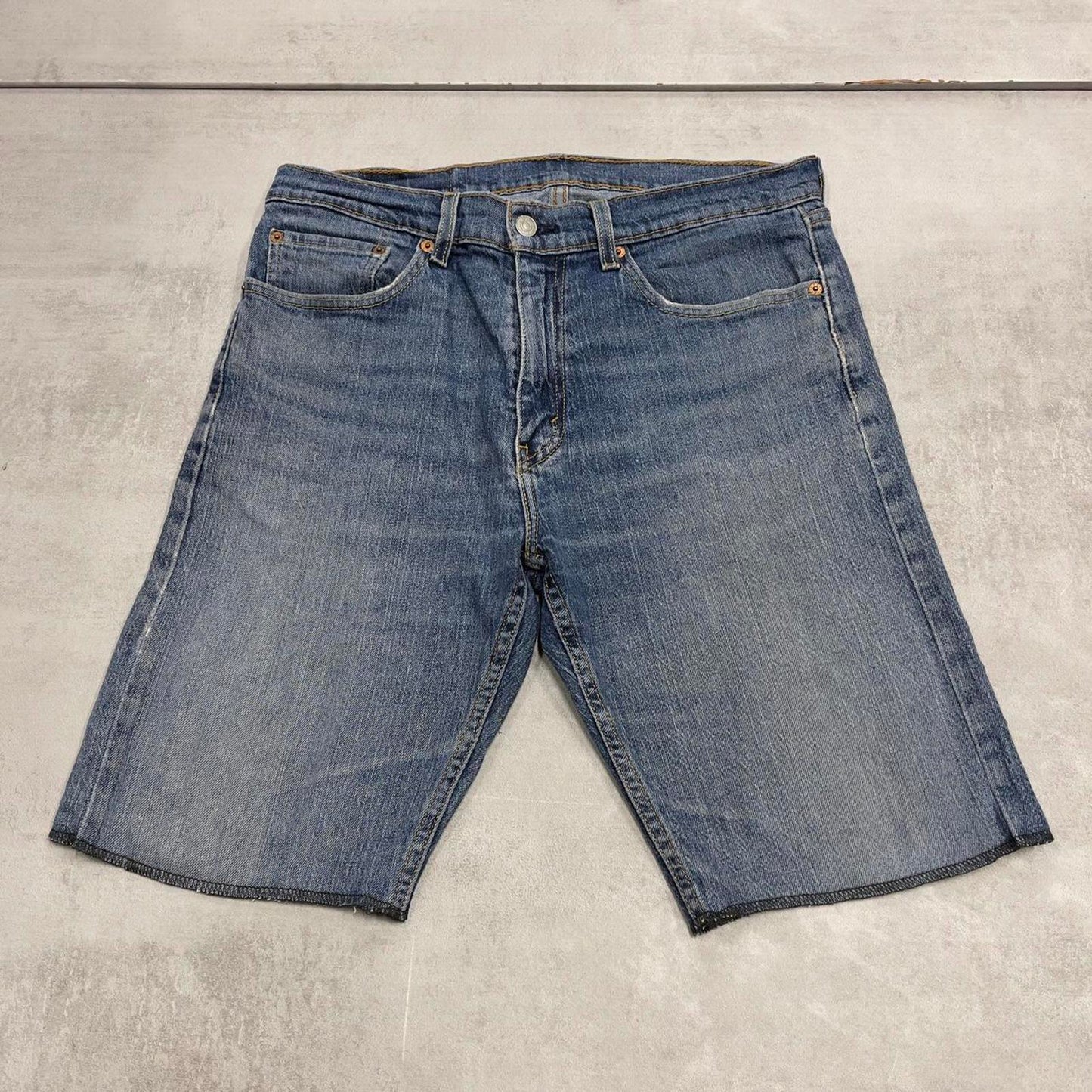Levi's jean shorts W33