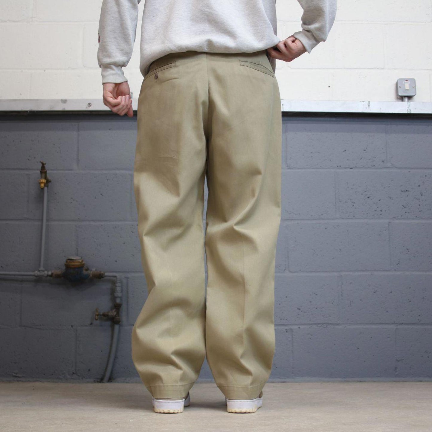 Khaki Dickies pants W36L29 loose twill chino 90s style skater pants work wear trousers autumn
