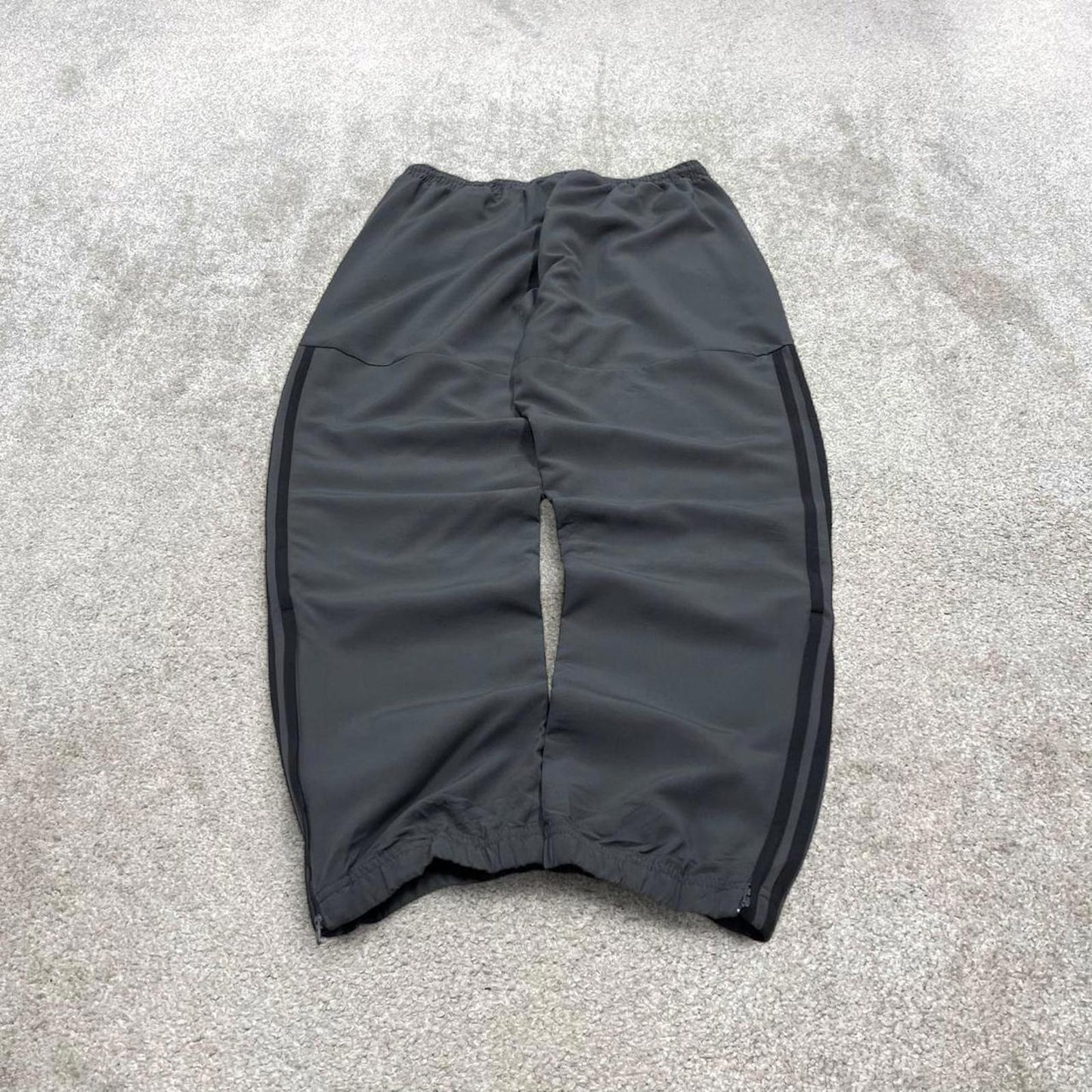 Vintage y2k Adidas tracksuit bottoms grey Loose floaty drawstring track pants side stripes