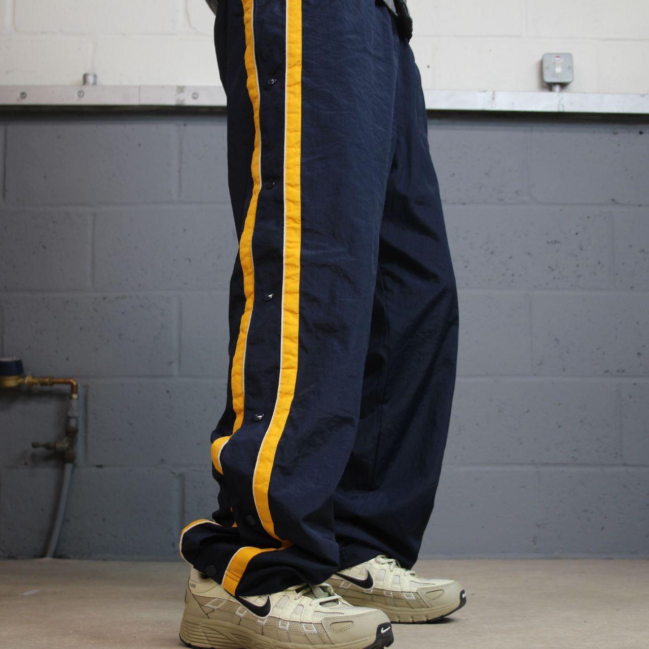 Y2K champion baggy tracksuit bottoms navy M Full leg poppers Michigan 2000s style track pants